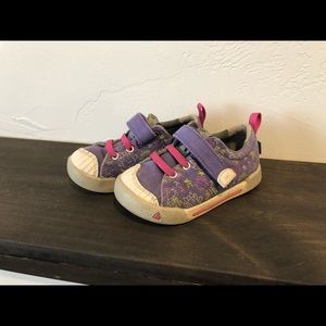 Toddler girls keen shoes